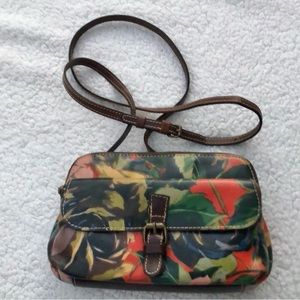 Patricia Nash crossbody floral leather multipocket purse clutch bag